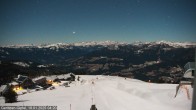 Archiv Foto Webcam Gerlitzen: Bergstation 8er Carving Jet 03:00