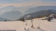 Archiv Foto Webcam Gerlitzen Gipfel: Blick Alpengasthof 13:00