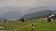 Archiv Foto Webcam Gerlitzen Gipfel: Blick Alpengasthof 15:00