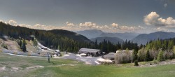 Archived image Webcam Middle station Kanzelhöhe 11:00