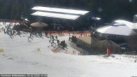 Archiv Foto Webcam Gerlitzen Mittelstation: Kids-Snowpark 13:00