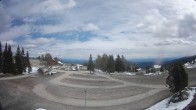 Archived image Webcam Parking lot, skiresort Hochrindl 13:00