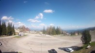 Archiv Foto Webcam Hochrindl Parkplatz 15:00