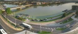 Archiv Foto Webcam Linz: Blick auf Donau und Nibelungenbrücke 05:00