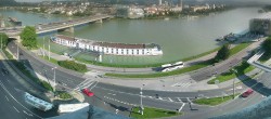 Archiv Foto Webcam Linz: Blick auf Donau und Nibelungenbrücke 07:00
