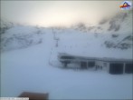 Archived image Webcam Sulden: Base station Madritschbahn chair lift 07:00