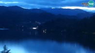 Archiv Foto Webcam Bled: Blick auf See und Burg 14:00
