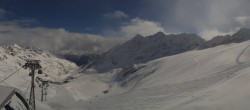 Archived image Webcam Schwarze Schneid Gondola Rettenbach Glacier 09:00