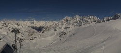 Archived image Webcam Schwarze Schneid Gondola Rettenbach Glacier 13:00
