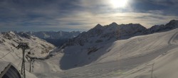 Archived image Webcam Schwarze Schneid Gondola Rettenbach Glacier 07:00