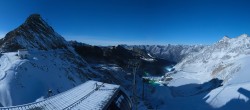 Archived image Webcam Schwarze Schneid Gondola Rettenbach Glacier 03:00