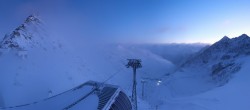 Archiv Foto Webcam Sölden Rettenbachgletscher: Weltcupstrecke an der Schwarze Schneid Bahn 06:00