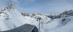 Archived image Webcam Schwarze Schneid Gondola Rettenbach Glacier 11:00