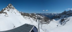 Archived image Webcam Schwarze Schneid Gondola Rettenbach Glacier 09:00