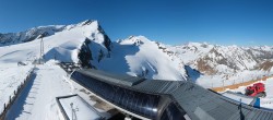 Archiv Foto Webcam Sölden Rettenbachgletscher: Weltcupstrecke an der Schwarze Schneid Bahn 07:00