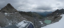 Archiv Foto Webcam Sölden Rettenbachgletscher: Weltcupstrecke an der Schwarze Schneid Bahn 13:00