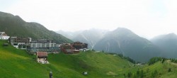 Archiv Foto Webcam Hochsölden: Blick aufs Dorf 13:00