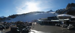 Archiv Foto Webcam Sölden: Tiefenbachgletscher Talstation und Parkplatz 13:00