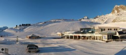 Archiv Foto Webcam Sölden: Tiefenbachgletscher Talstation und Parkplatz 07:00