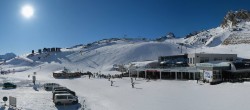 Archiv Foto Webcam Sölden: Tiefenbachgletscher Talstation und Parkplatz 11:00