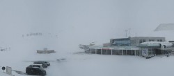 Archiv Foto Webcam Sölden: Tiefenbachgletscher Talstation und Parkplatz 09:00