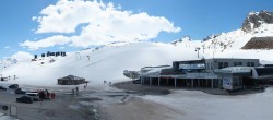 Archiv Foto Webcam Sölden: Tiefenbachgletscher Talstation und Parkplatz 13:00