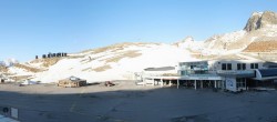 Archiv Foto Webcam Sölden: Tiefenbachgletscher Talstation und Parkplatz 06:00