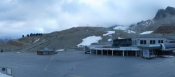 Archiv Foto Webcam Sölden: Tiefenbachgletscher Talstation und Parkplatz 06:00