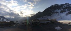 Archiv Foto Webcam Rettenbachgletscher Sölden: Weltcuptribüne und Talstation 00:00