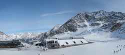 Archiv Foto Webcam Sölden Rettenbachgletscher: Weltcuptribüne und Talstation 13:00