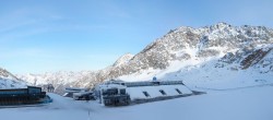 Archiv Foto Webcam Sölden Rettenbachgletscher: Weltcuptribüne und Talstation 15:00