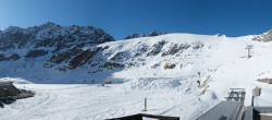 Archiv Foto Webcam Sölden Rettenbachgletscher: Weltcuptribüne und Talstation 02:00