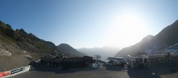 Archiv Foto Webcam Sölden Rettenbachgletscher: Weltcuptribüne und Talstation 06:00