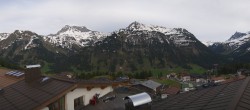 Archived image Webcam Hotel Goldener Berg: village view Oberlech 17:00