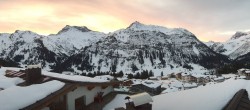 Archiv Foto Webcam Oberlech: Hotel Goldener Berg 06:00