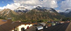 Archiv Foto Webcam Oberlech: Hotel Goldener Berg 17:00