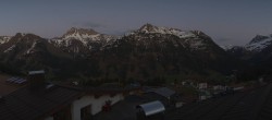 Archiv Foto Webcam Oberlech: Hotel Goldener Berg 21:00