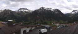 Archiv Foto Webcam Oberlech: Hotel Goldener Berg 13:00