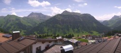 Archiv Foto Webcam Oberlech: Hotel Goldener Berg 11:00