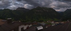 Archiv Foto Webcam Oberlech: Hotel Goldener Berg 21:00