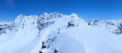 Archived image Webcam Panorama Gondola 23:00