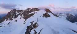 Archived image Webcam Panorama Gondola 19:00