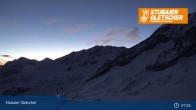 Archived image Webcam Top Station Eisgrat Gondola 06:00