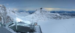 Archiv Foto Webcam Panoramablick Dachstein Gletscher 03:00