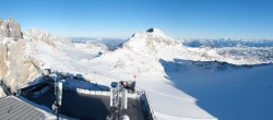 Archived image Webcam Panoramic view over the Dachstein Glacier 09:00