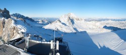 Archived image Webcam Panoramic view over the Dachstein Glacier 13:00