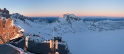 Archived image Webcam Panoramic view over the Dachstein Glacier 15:00