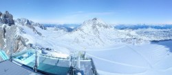 Archived image Webcam Panoramic view over the Dachstein Glacier 05:00