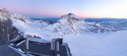 Archiv Foto Webcam Panoramablick Dachstein Gletscher 06:00