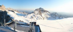 Archived image Webcam Panoramic view over the Dachstein Glacier 05:00